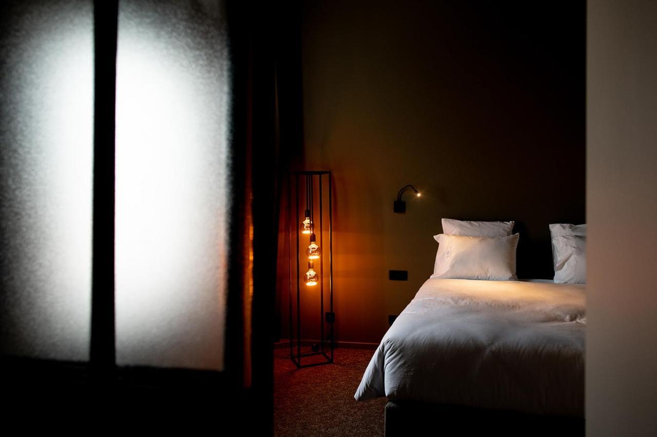 Hotel De La Poste Ellezelles 外观 照片