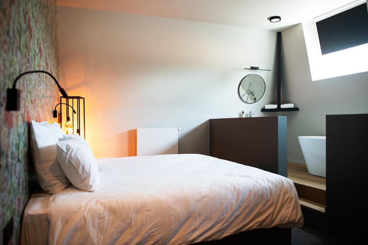 Hotel De La Poste Ellezelles 外观 照片