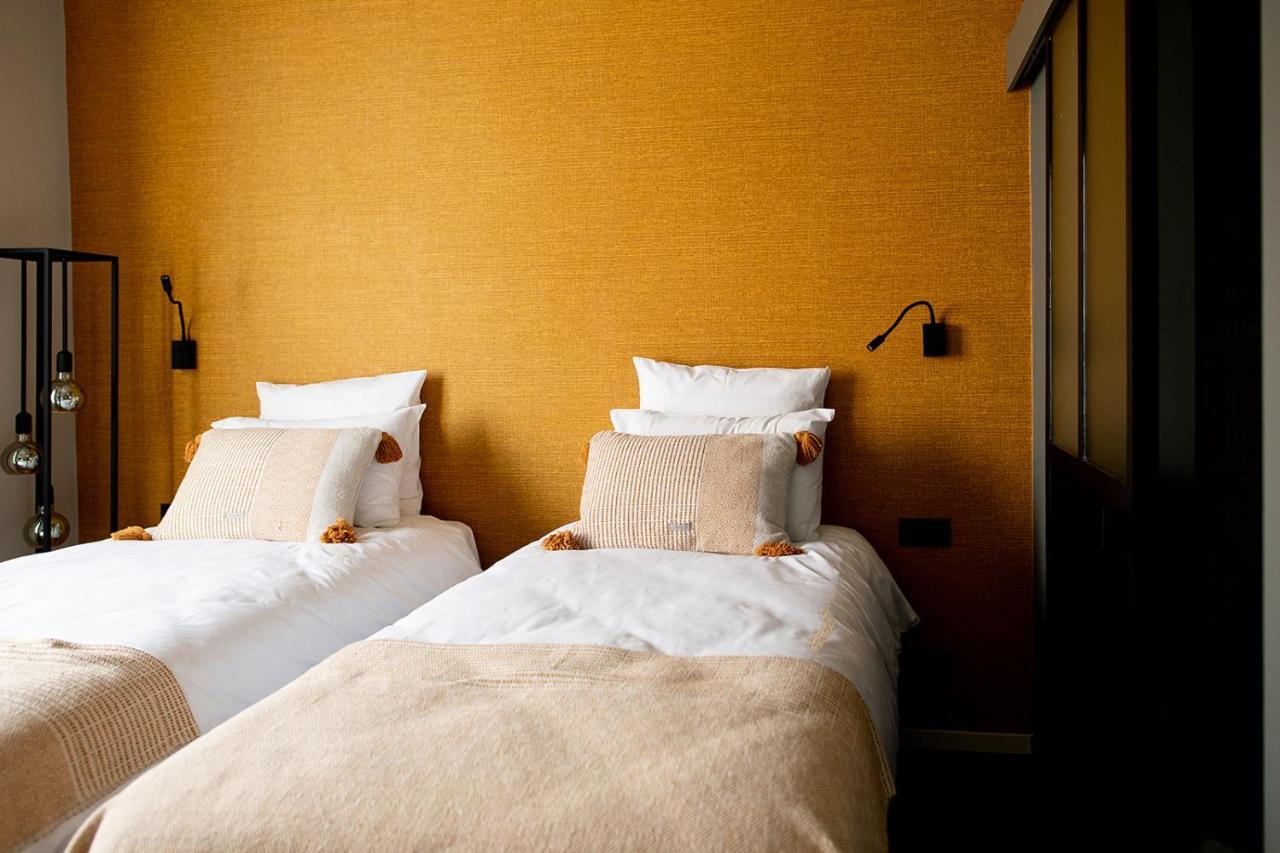 Hotel De La Poste Ellezelles 外观 照片